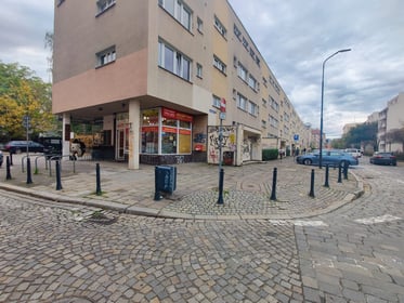 Rozszczelnienie chodnika ul. Krowia